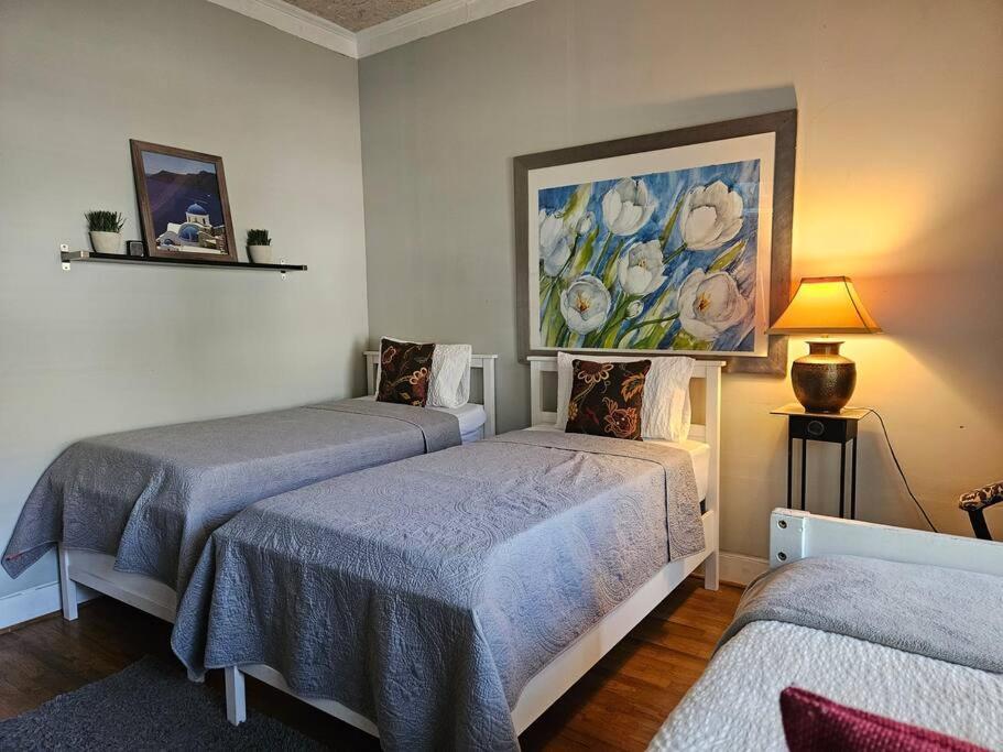 Sleeps16, Spacious Home, Close To Downtown, Beltline, And Walk To Restaurants, 75" Tv, 2 Person Jacuzzi, Ping Pong AtlantaAtlanta  Kültér fotó