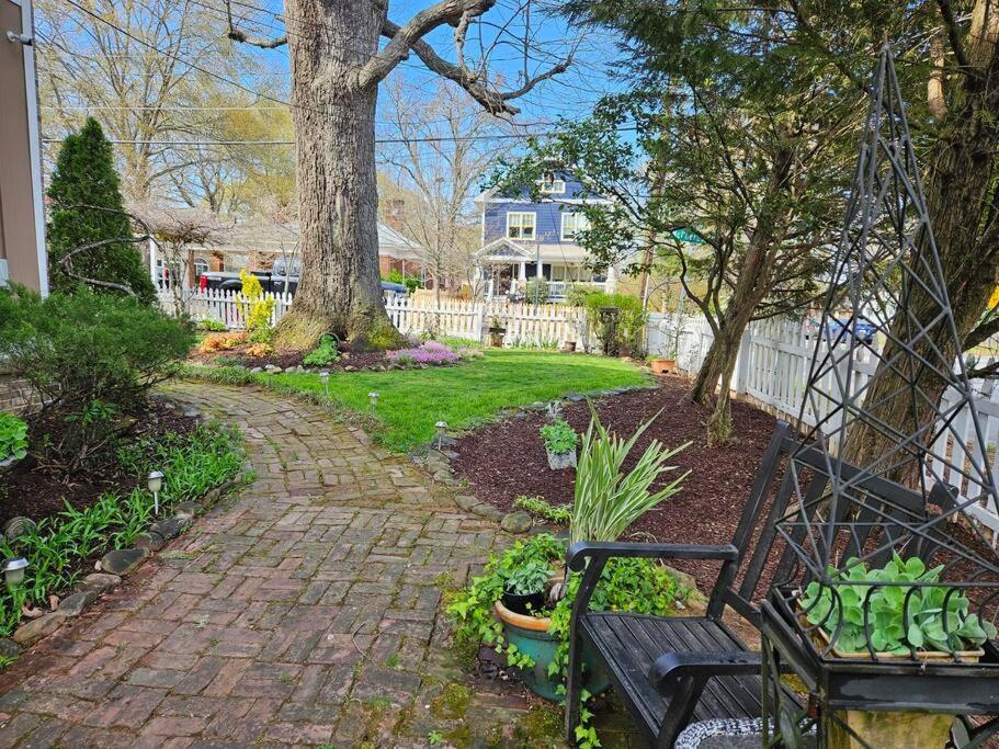 Sleeps16, Spacious Home, Close To Downtown, Beltline, And Walk To Restaurants, 75" Tv, 2 Person Jacuzzi, Ping Pong AtlantaAtlanta  Kültér fotó